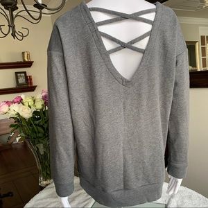 GapFit Long Sleeve Pullover Top